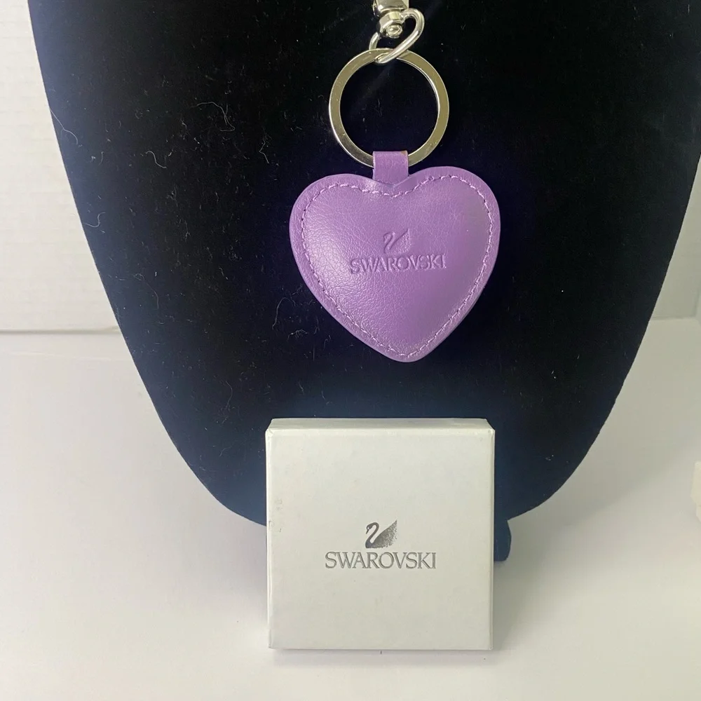 🇺🇸🇺🇸 SALE 🇺🇸🇺🇸 Swarovski Purple Heart Keychain